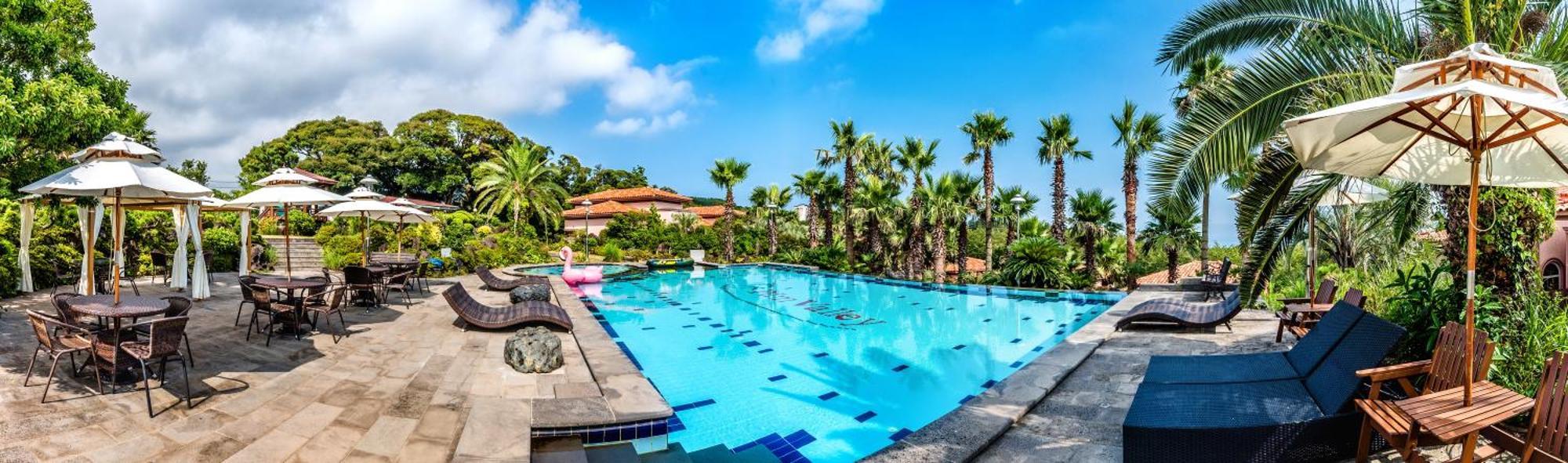 Palm Valley Resort Seogwipo Extérieur photo