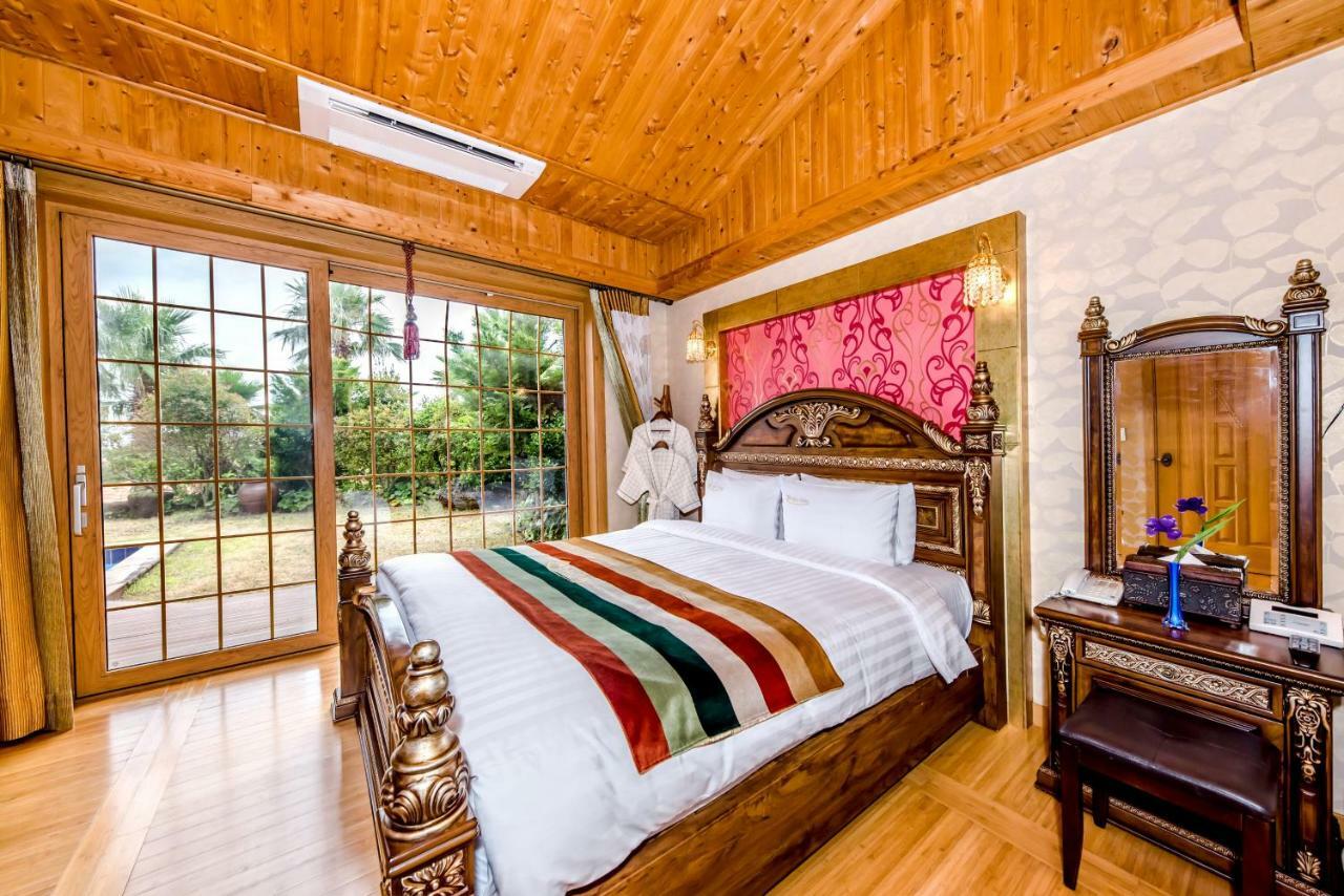 Palm Valley Resort Seogwipo Extérieur photo