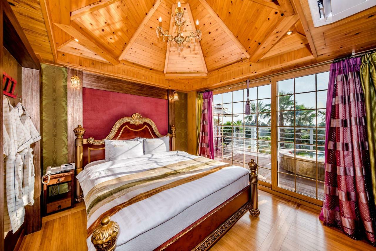 Palm Valley Resort Seogwipo Extérieur photo