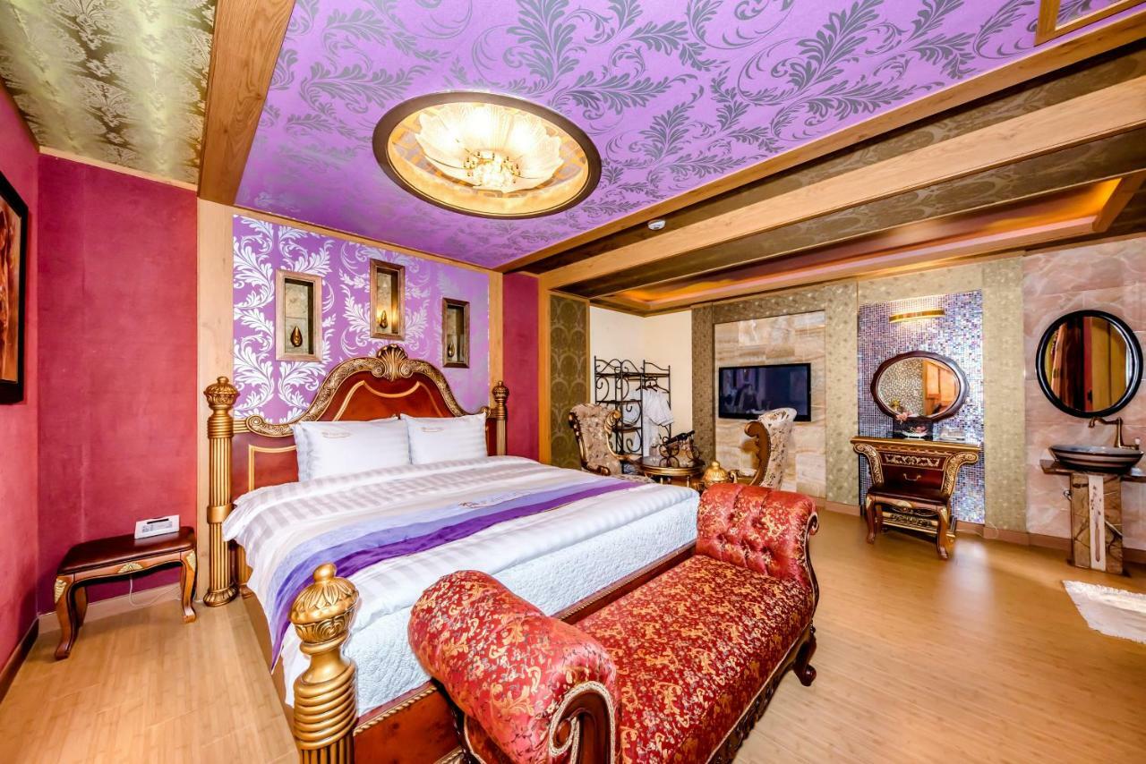 Palm Valley Resort Seogwipo Extérieur photo